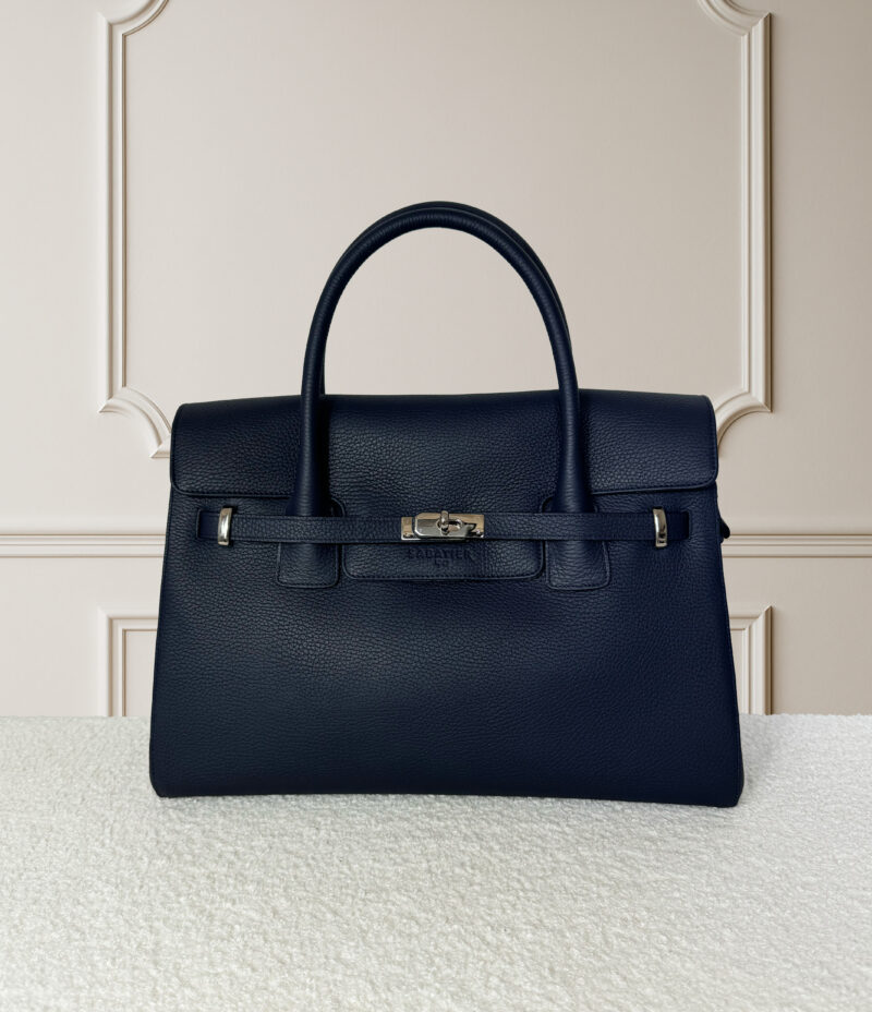 BELLECOUR 617 LOLO MARINE <br>  Navy blue grained leather