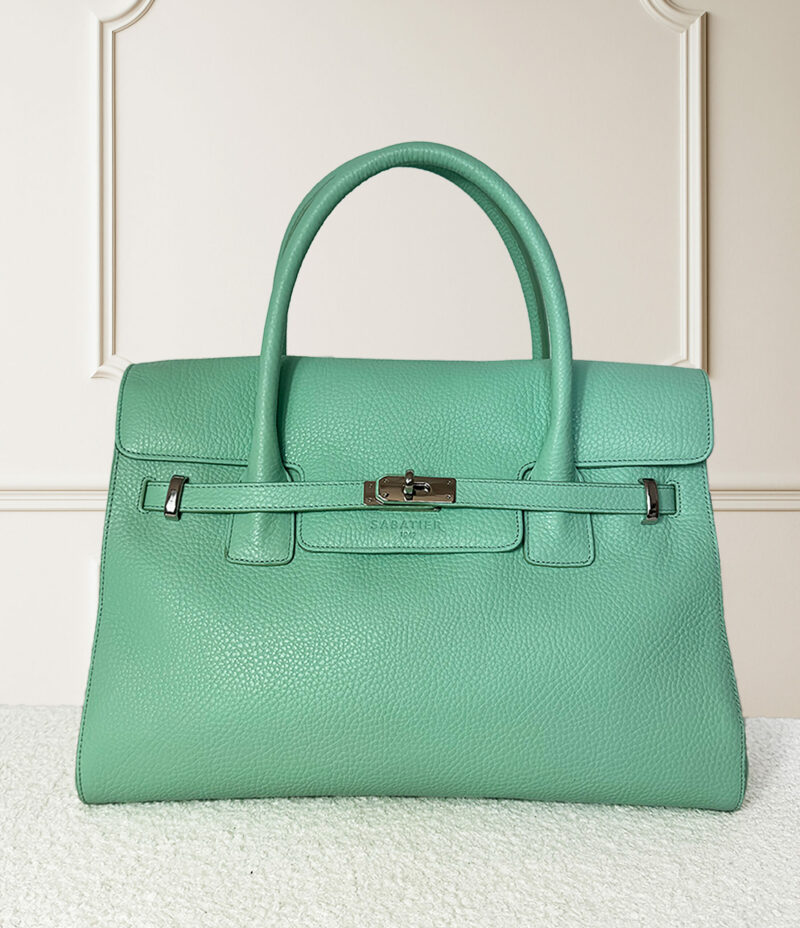 BELLECOUR 617 FLOATER OPALE <br> Opal grained leather